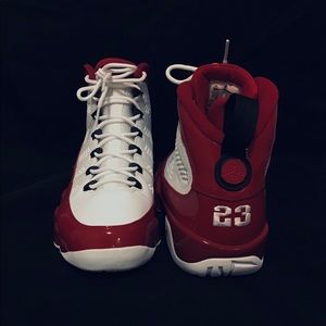 Air Jordan 9